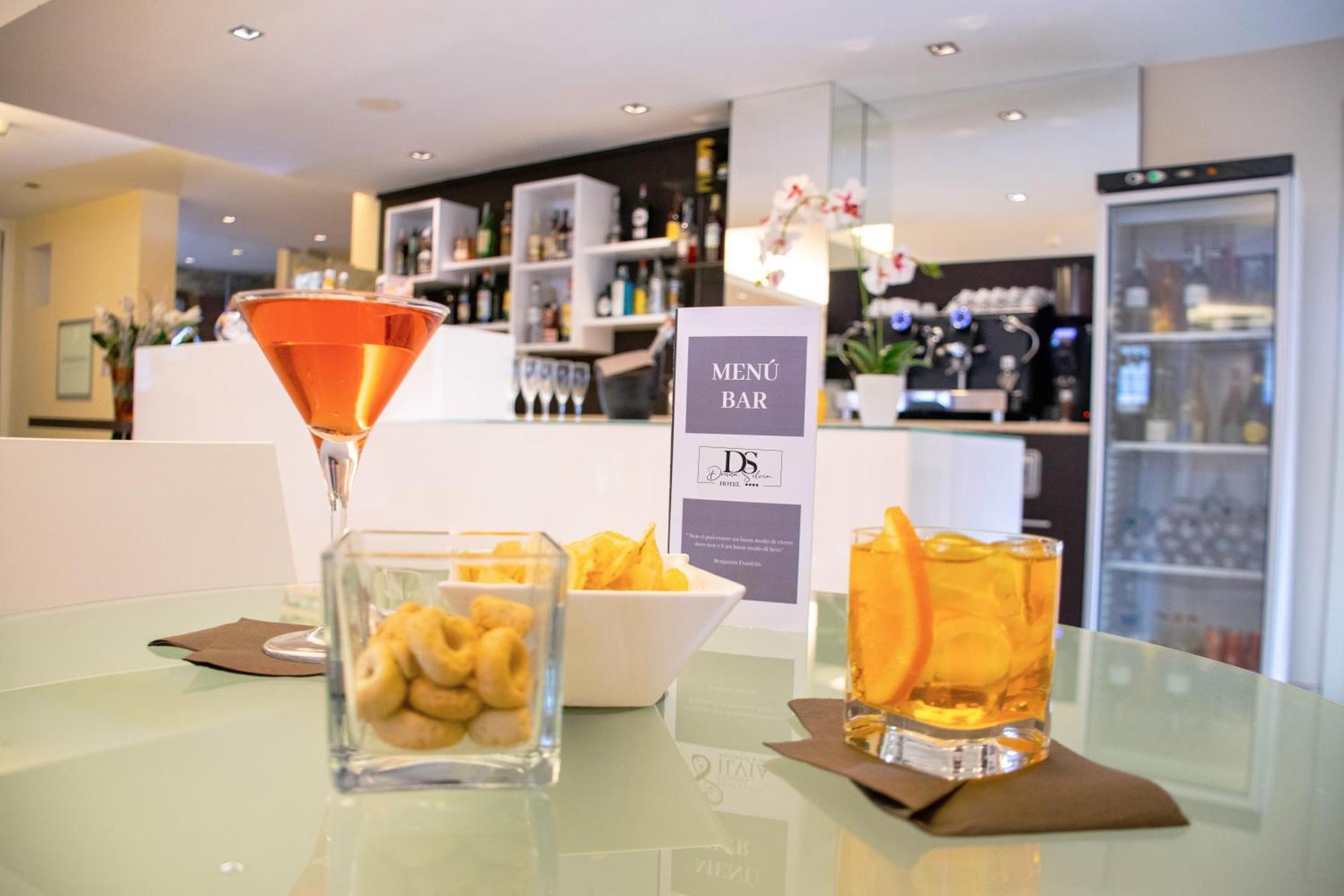 Ahg Donna Silvia Wellness Hotel مانربا ديل جاردا المظهر الخارجي الصورة